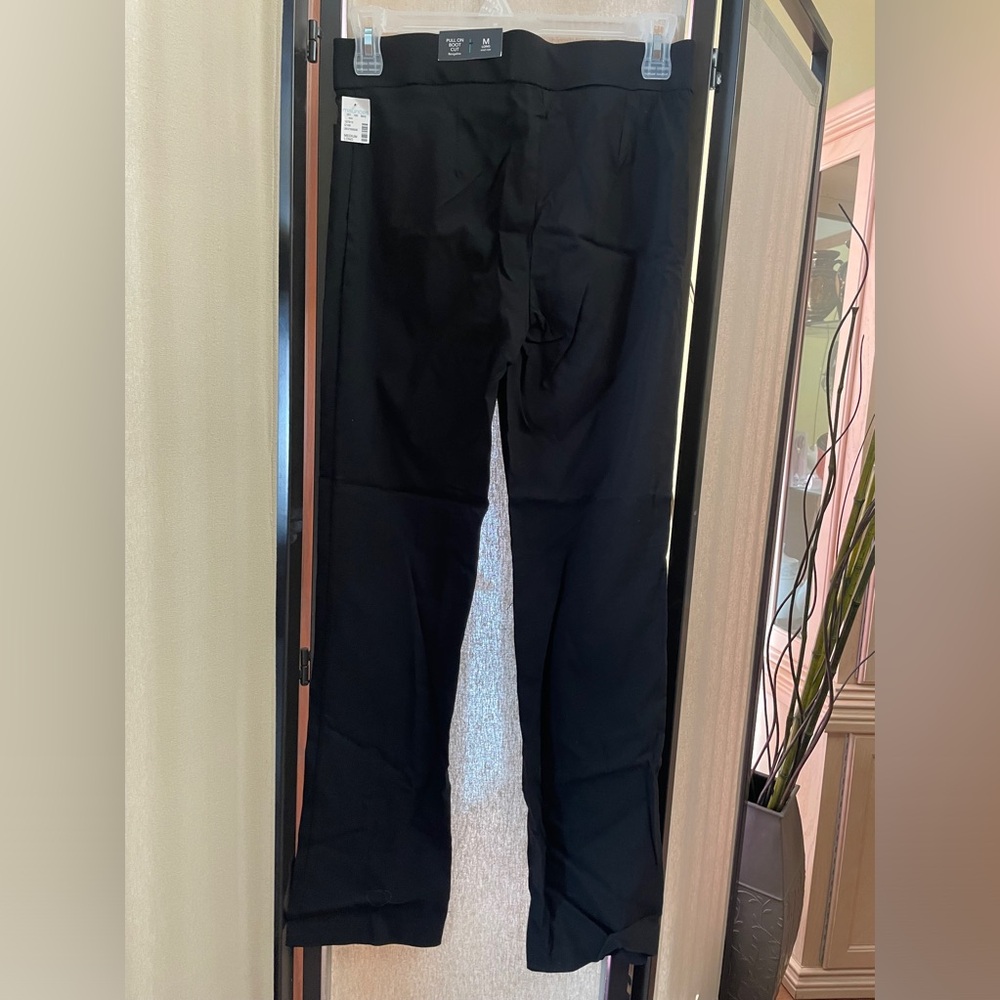 Maurices Black Pull-On Stretch Comfort Pants.